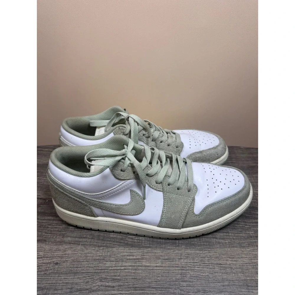 Air Jordan 1 Low SE Seafoam White Sage Green Suede DZ5370-003 Mens Size 10